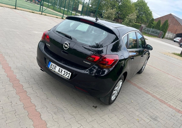Opel Astra cena 27999 przebieg: 151000, rok produkcji 2011 z Trzebinia małe 466